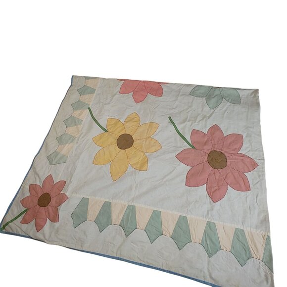 Dahlia Quilt Handmade Patchwork Lightweight Vintage Floral Light Blue Back - Picture 16 of 16